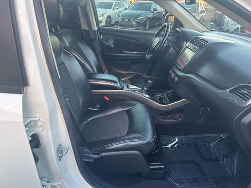 Used 2020 Dodge Journey Crossroad image 11