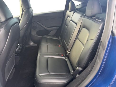 Used 2024 Tesla Model Y Long Range image 19