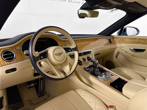 Used 2020 Bentley Continental GT image 20