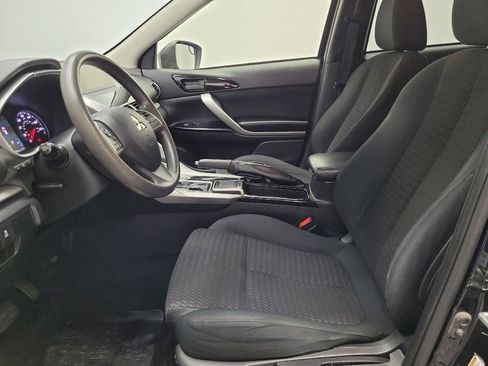 Used 2019 Mitsubishi Eclipse Cross LE image 17