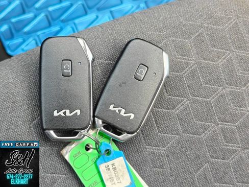 Used 2024 Kia Seltos S AWD/4WD image 14