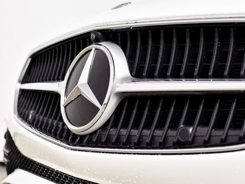 Certified 2025 Mercedes-Benz C 300 Sedan image 8