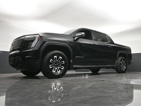 Used 2026 GMC Sierra EV Elevation AWD/4WD image 23