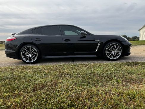 Used 2013 Porsche Panamera 4 image 5