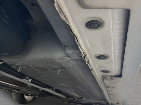 Used 2013 Nissan Sentra SR w/ Driver Pkg image 25