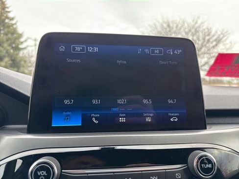 Used 2025 Ford Escape Active image 32