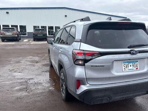 Certified 2026 Subaru Forester Premium image 8