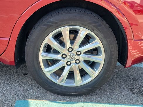 Used 2019 Buick Envision Essence FWD image 5