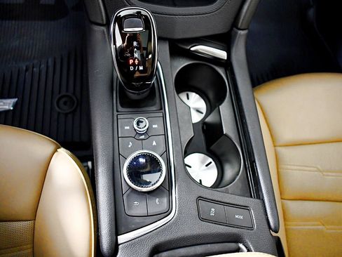 Used 2021 Cadillac XT5 Sportv w/ Platinum Package image 39