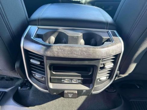 Used 2022 RAM 1500 Big Horn AWD/4WD image 25