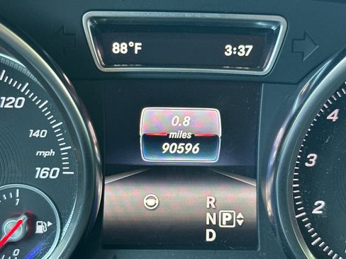 Used 2016 Mercedes-Benz GLE 400 4MATIC image 24