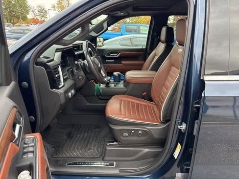 Used 2023 GMC Sierra 1500 Denali Ultimate image 12
