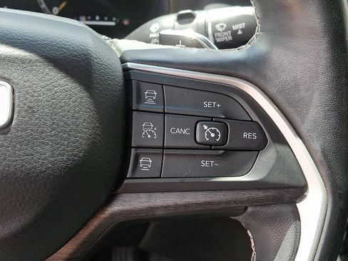 Used 2021 Jeep Grand Cherokee L Limited AWD/4WD image 23