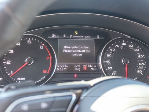 Used 2022 Audi A4 2.0T Premium AWD/4WD image 28
