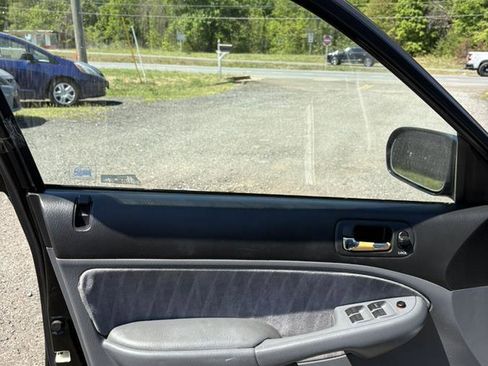 Used 2005 Honda Civic LX image 10