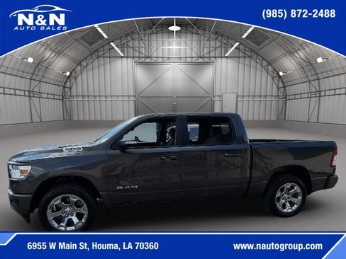 Used 2022 RAM 1500 Big Horn AWD/4WD image 3