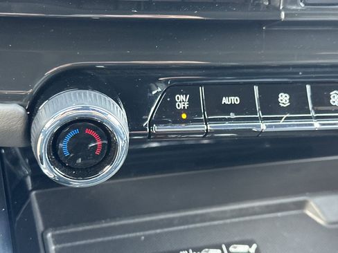 Certified 2025 Chevrolet Tahoe High Country AWD/4WD image 29