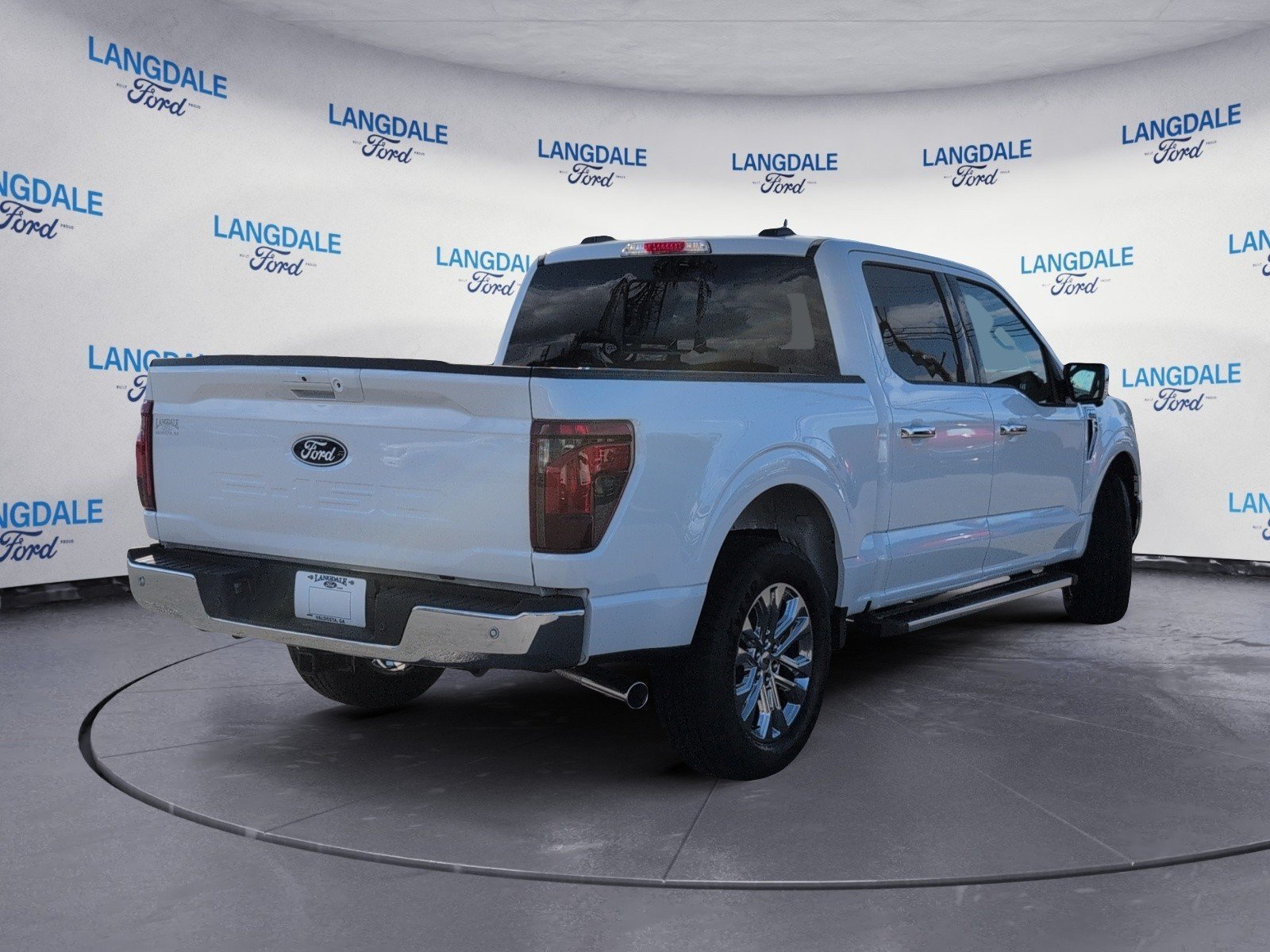 New 2026 Ford F150 XLT w/ Equipment Group 302A MID RWD image 4