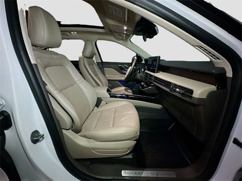 Used 2024 Lincoln Corsair Reserve w/ Equipment Group 201A image 36