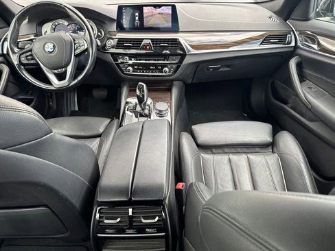 Used 2019 BMW 530i RWD image 7