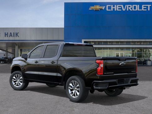 New 2026 Chevrolet Silverado 1500 Custom RWD image 3