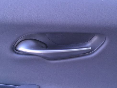 Used 2024 Lexus UX 250h FWD image 15