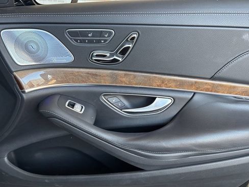 Used 2014 Mercedes-Benz S 550 Sedan image 12