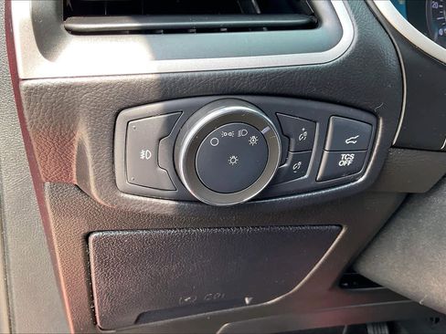 Used 2020 Ford Edge SEL w/ Convenience Package FWD image 14