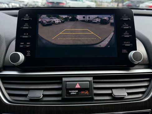 Used 2018 Honda Accord EX-L image 16