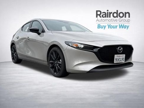 Used 2024 MAZDA MAZDA3 s FWD image 1