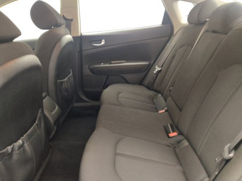 Used 2017 Kia Optima LX FWD image 18