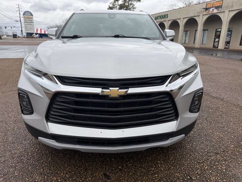 Used 2021 Chevrolet Blazer LT image 2