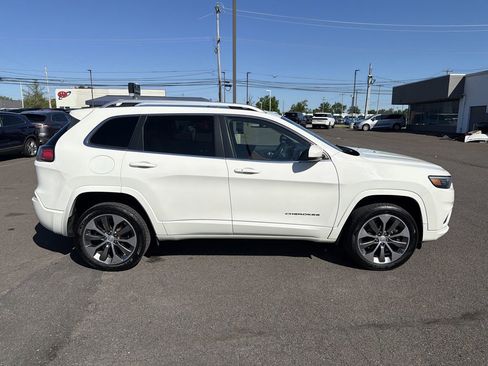 Used 2019 Jeep Cherokee Overland w/ Heavy Duty Protection Group AWD/4WD image 6