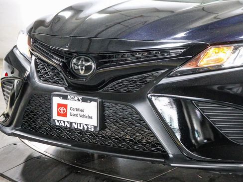 Certified 2020 Toyota Camry SE w/ Carpet Mat Package FWD image 8