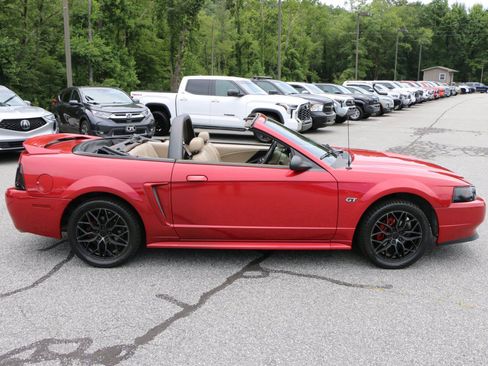 Used 2000 Ford Mustang GT RWD image 8