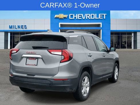 Certified 2024 GMC Terrain SLE w/ Driver Convenience Package image 5