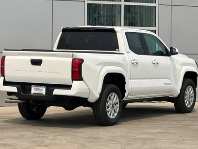 New 2026 Toyota Tacoma SR5