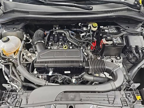 Used 2025 Ford Escape ST-Line image 29