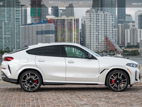 Used 2025 BMW X6 M60i w/ Climate Comfort Package image 14