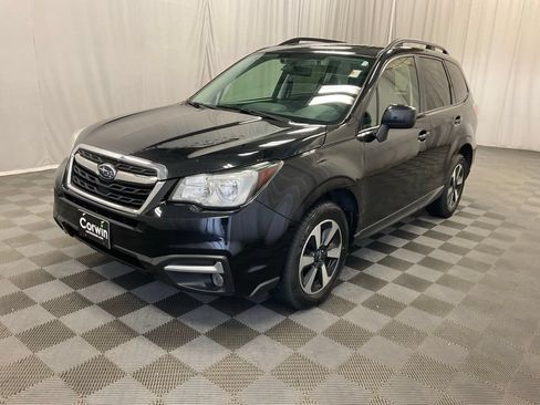 Used 2017 Subaru Forester 2.5i Premium AWD/4WD image 5