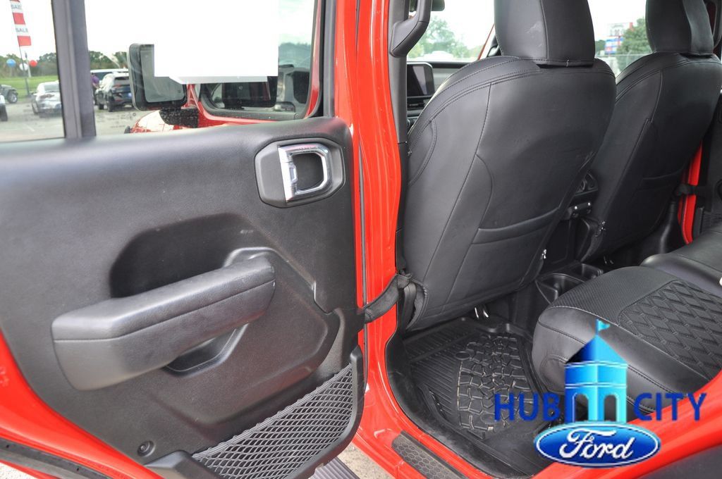 Used 2024 Jeep Wrangler Unlimited Sport AWD/4WD image 13