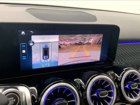 New 2026 Mercedes-Benz GLB 250 image 24