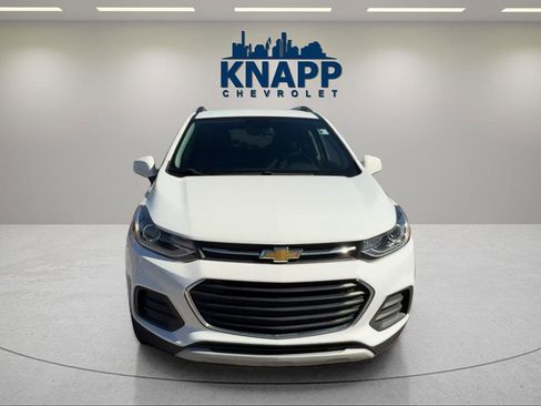 Used 2022 Chevrolet Trax LT w/ Driver Confidence Package image 8
