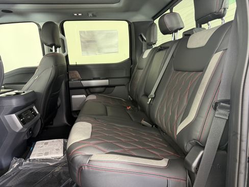 New 2026 Ford F250 Lariat w/ Black Appearance Package AWD/4WD image 13