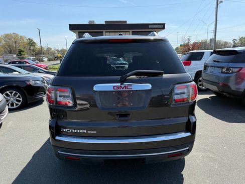 Used 2017 GMC Acadia Limited SLT FWD image 5