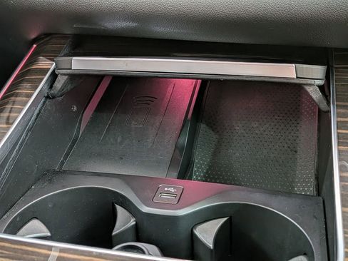 Used 2023 BMW X5 xDrive40i w/ Executive Package image 25