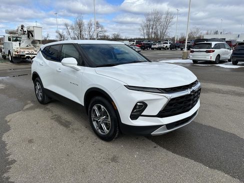 Used 2023 Chevrolet Blazer LT w/ Driver Confidence Package image 7