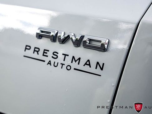 Used 2025 Ford Escape Active AWD/4WD image 4