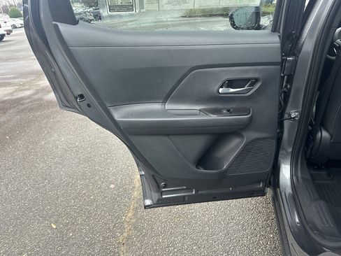 New 2026 Nissan Kicks SR w/ Cold Weather Package FWD image 21