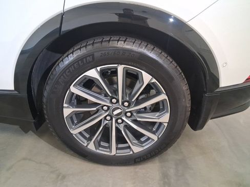 Certified 2024 Cadillac Lyriq Sport AWD/4WD image 18
